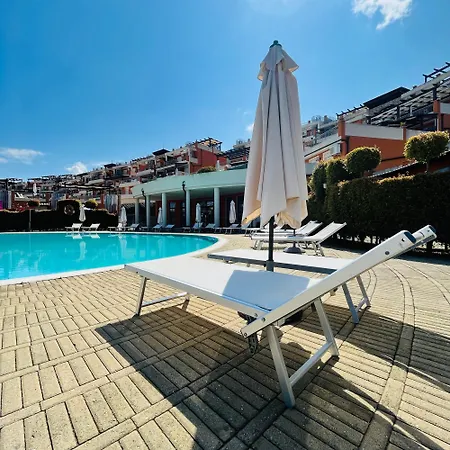 Ombre Rosse Penthouse
