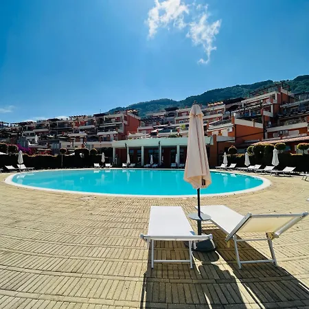 Ombre Rosse Penthouse Apartment Pizzo (Calabria)