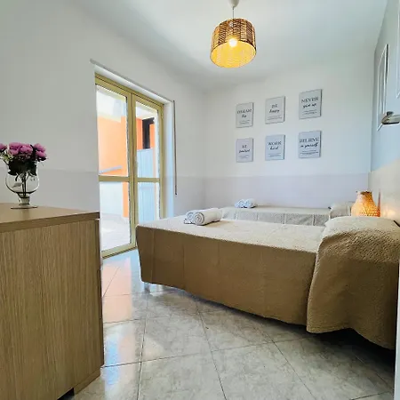 Ombre Rosse Penthouse Pizzo (Calabria)